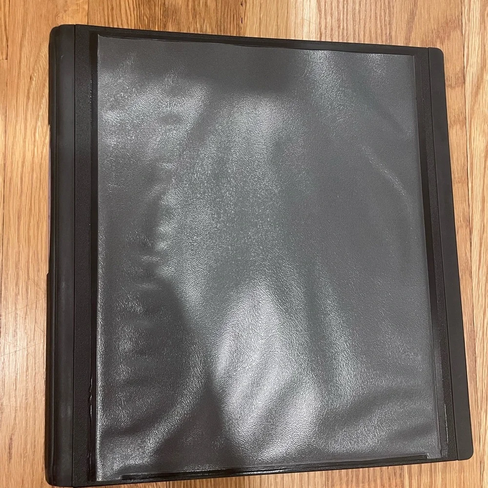 Set of 2 1Inch Bunders with assorted file folders